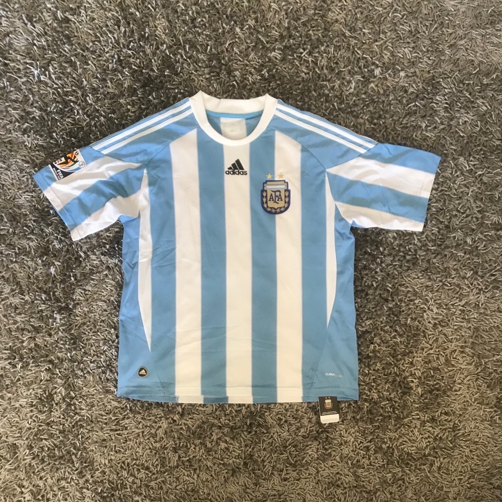 NWT Men’s Argentina National Team 2010 WC Jersey!!